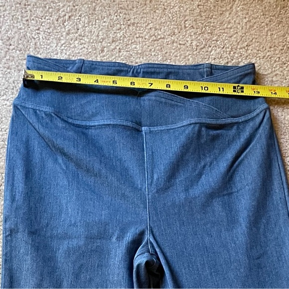 HALARA Women's Flare & Wide Leg Jeans - Blue med/petite 26x29 - Picture 11 of 11